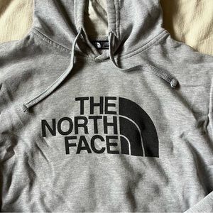 the north face logo hoodie / men’s medium